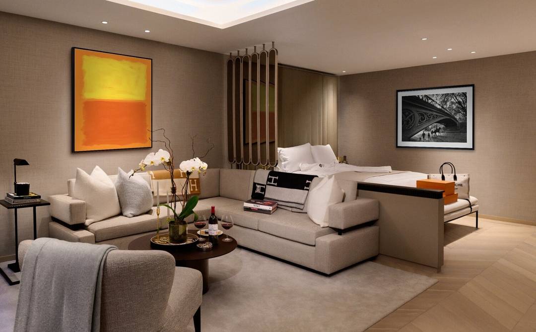 Welcome to Mandarin Oriental Residences, Fifth Avenue.