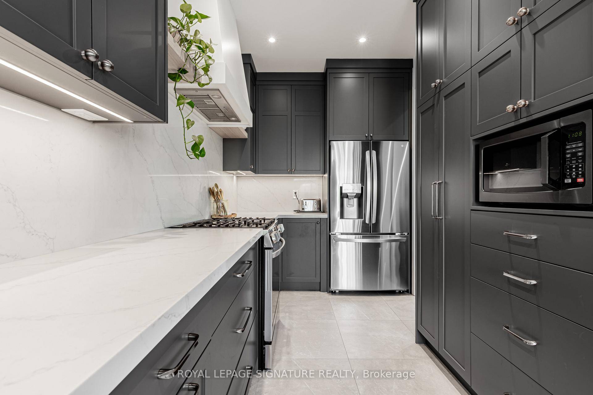 Welcome to 171 Wolf Creek a stunning end unit townhome in the heart of prestigious Patterson !