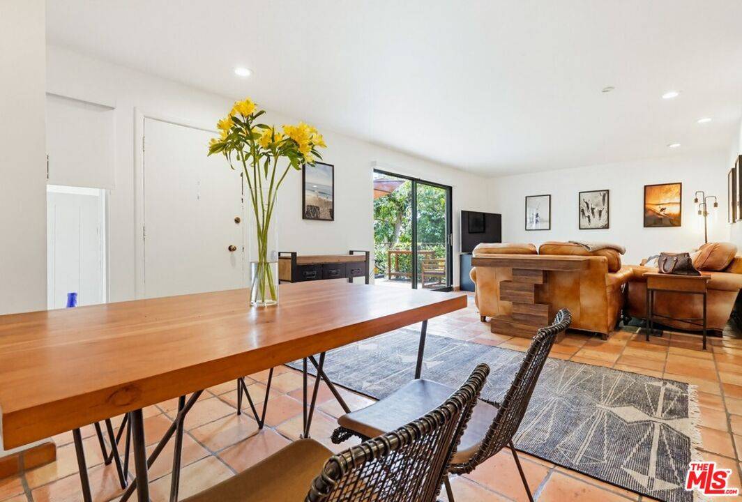 970 100 Palm Ave 2BR Sunset Strip La