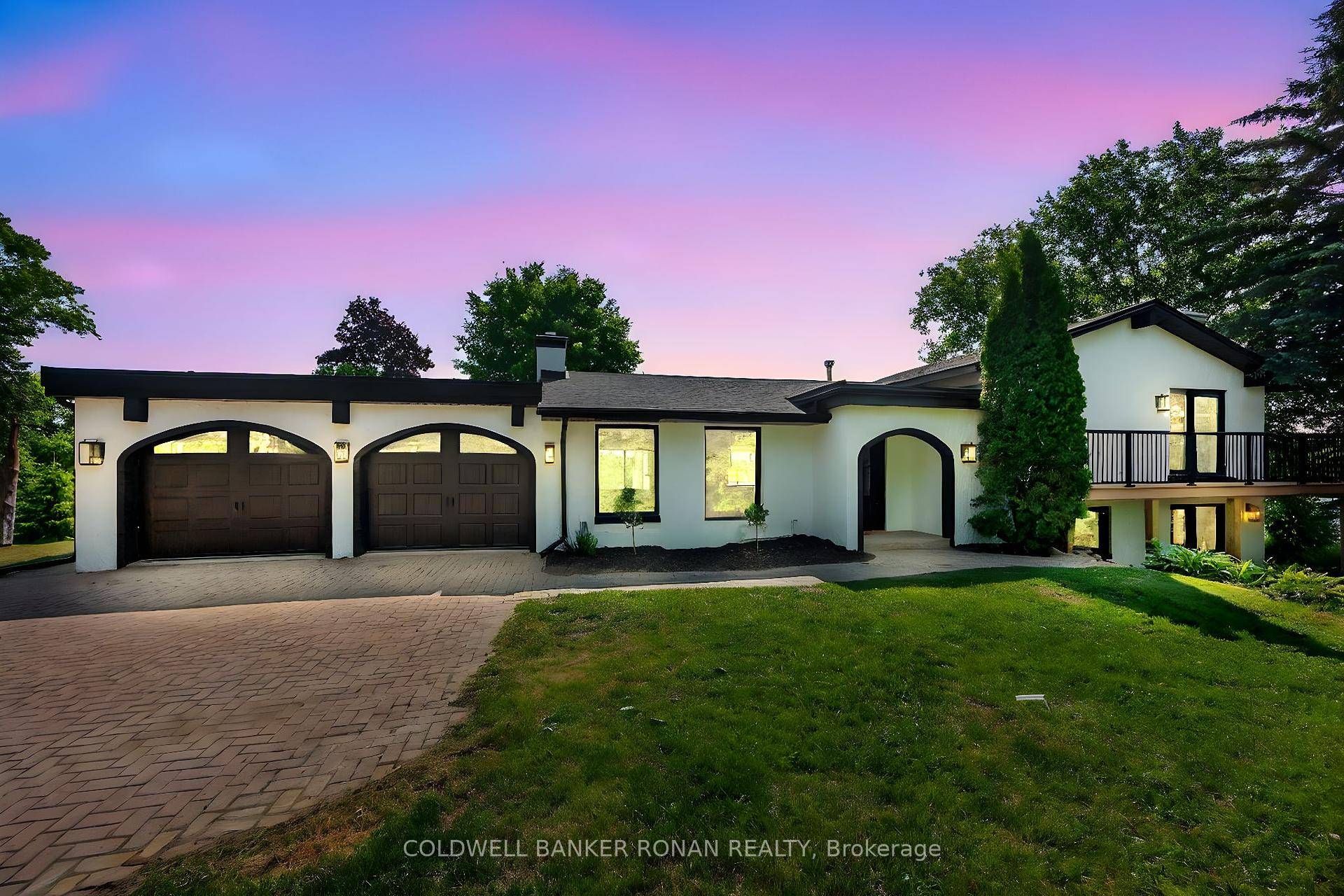 A 25 acre retreat like setting with rolling treed landscapes, ponds and a 3 bedrooms, 4 bathrooms 4 level side split taken back to the studs and fully remodelled.