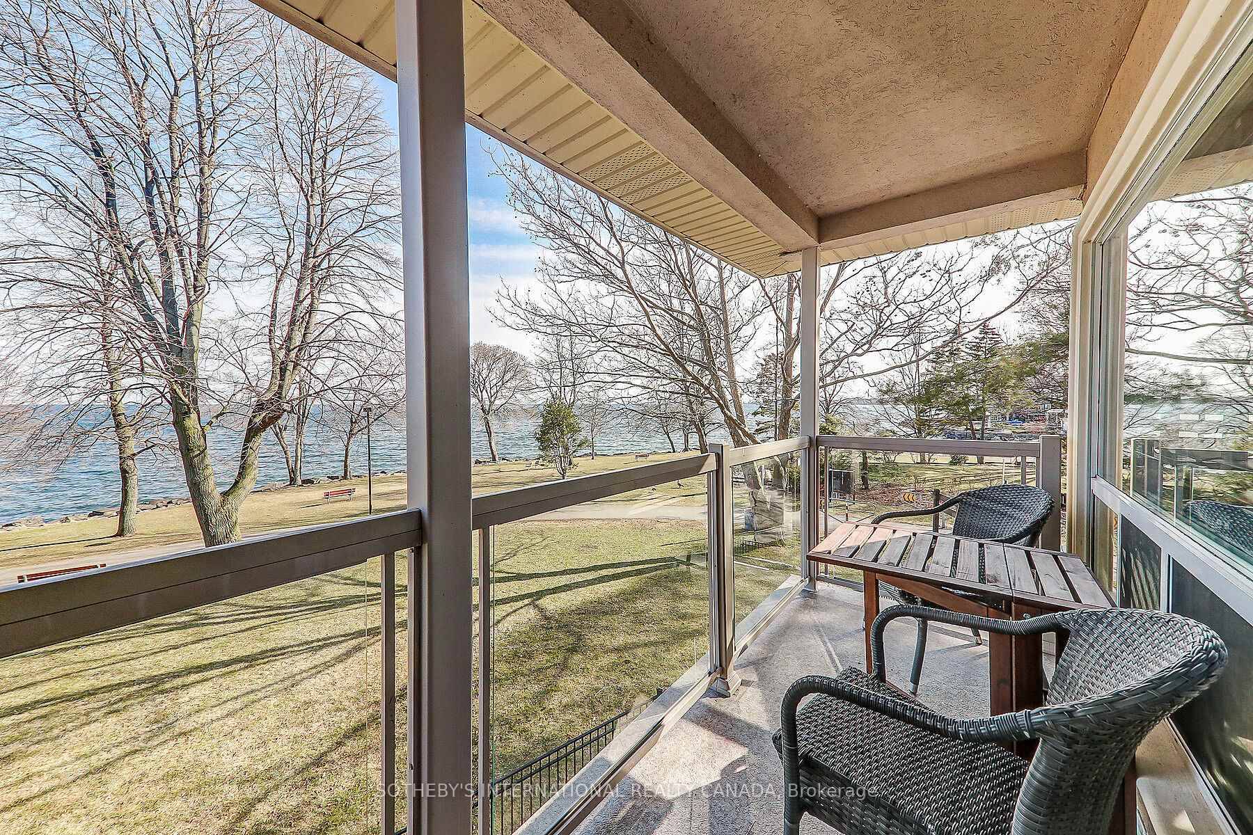 Experience the ultimate in waterfront living with panoramic south facing views of Lake Ontario, visible from every principal room in this custom designed penthouse.