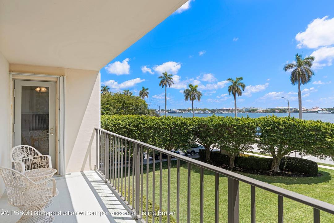 Waterfront 3BR 2BA at Rapallo South with direct Intracoastal views and nearly 1, 900 total SF.