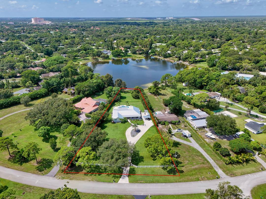 Rare Lakefront Estate on 1.