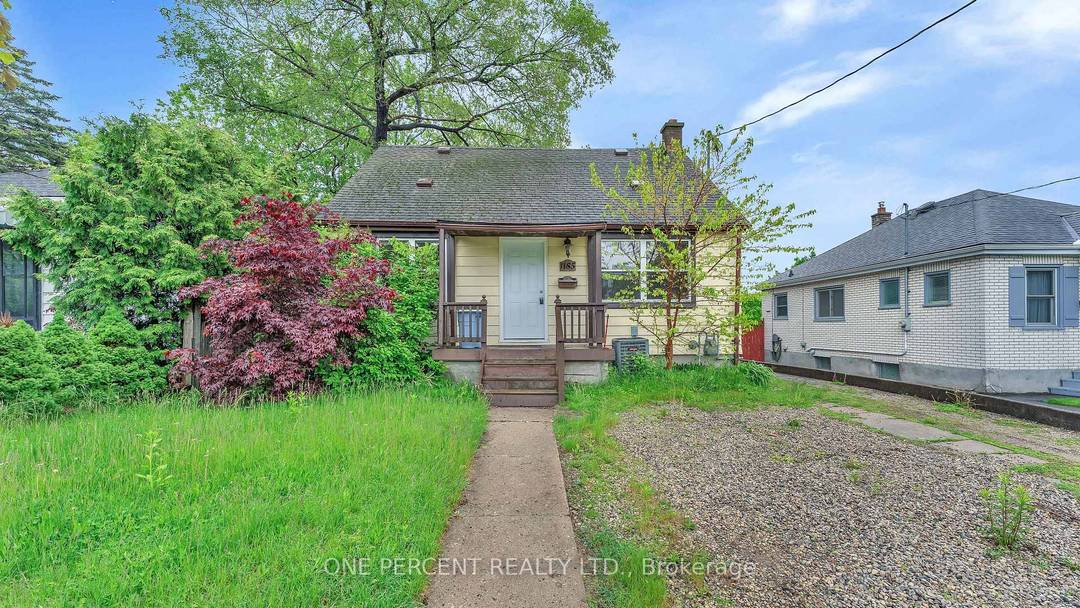 This deceptively spacious 1.