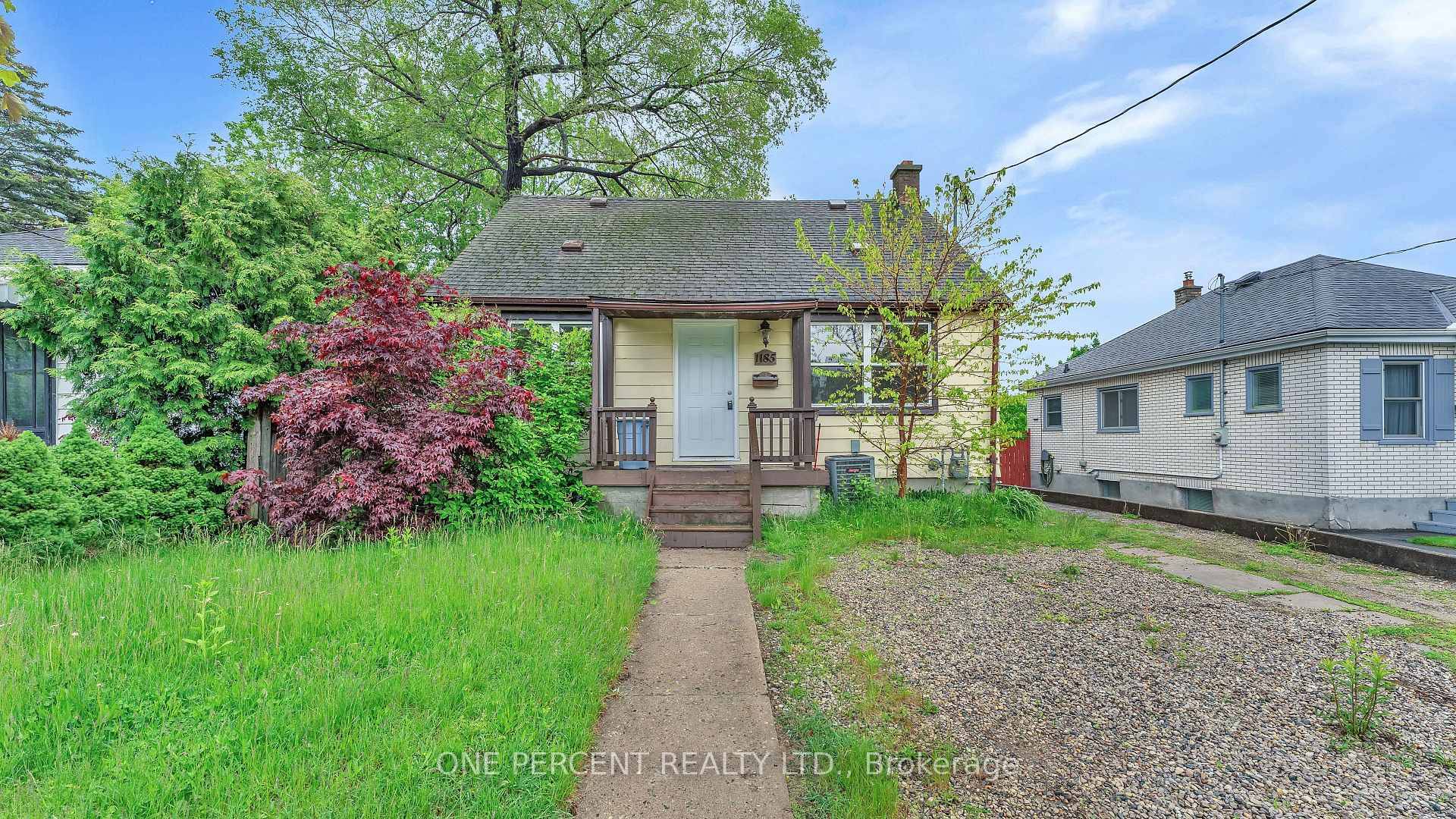 This deceptively spacious 1.