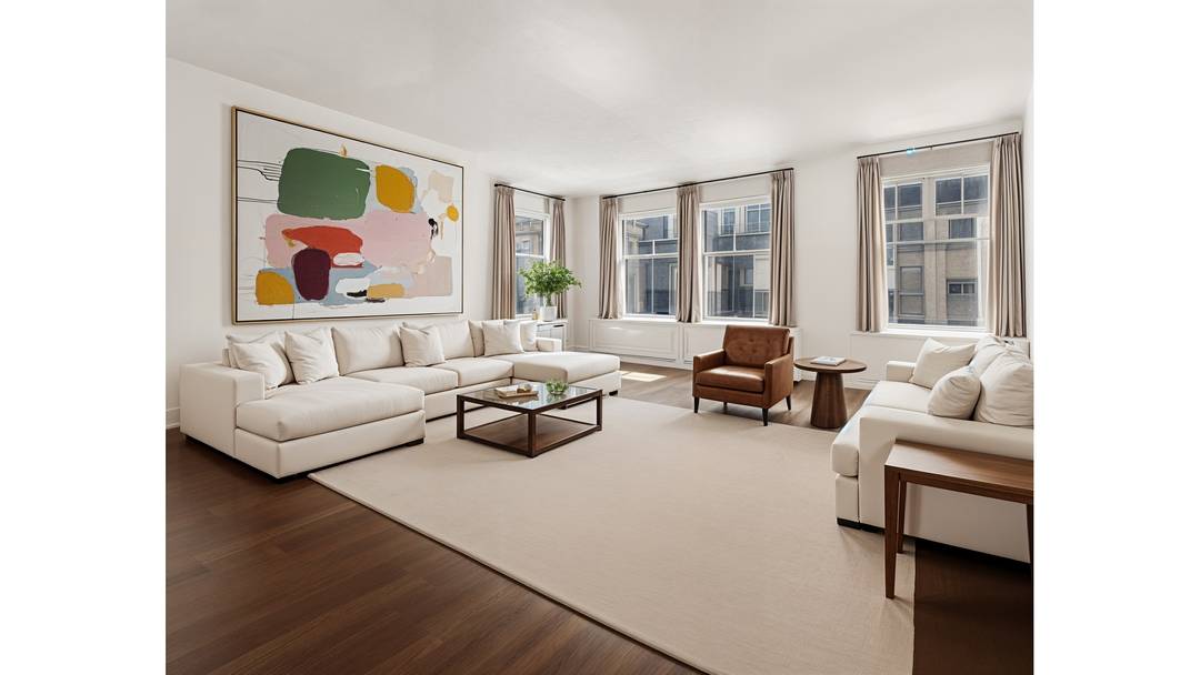 This exceptional 3 bedroom condominium loft offers 2, 541 square feet of flexible, light filled indoor living and 395 square feet of outdoor living in one of Manhattan's most coveted ...
