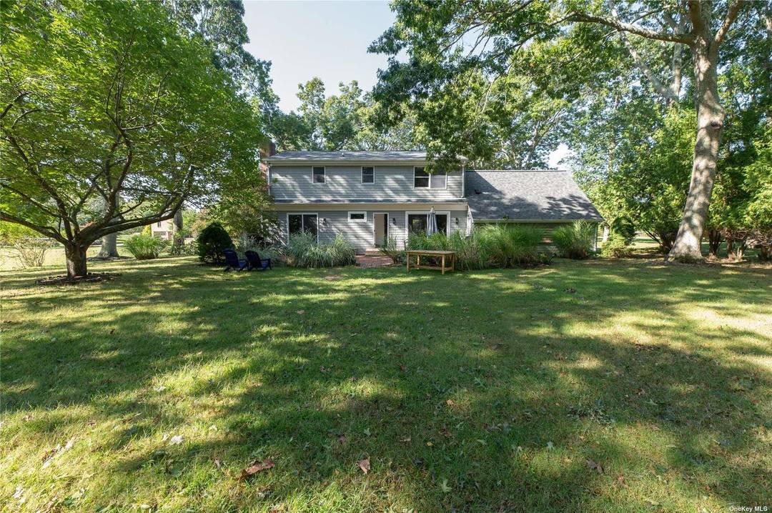 Beautiful North Fork home within walking distance to the beach, as well as numerous vineyards, restaurants, and local shops.