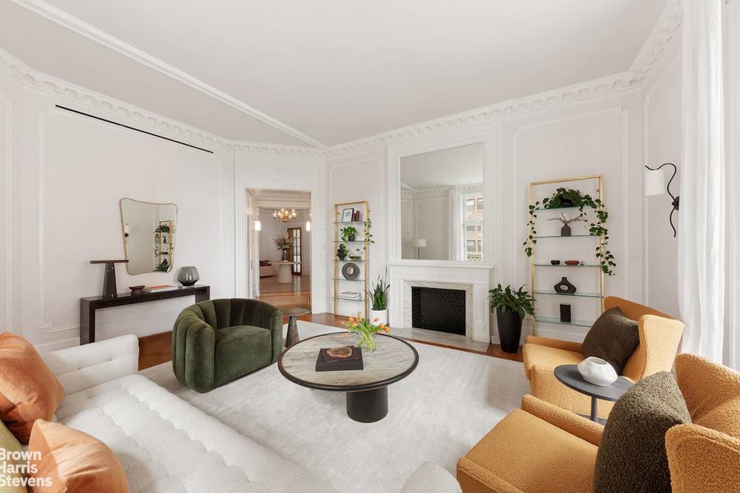 Introducing Apartment 5H at The Apthorp an exquisite 3 bedroom, 3 bathroom residence located within one of Manhattan's most prestigious landmarks.