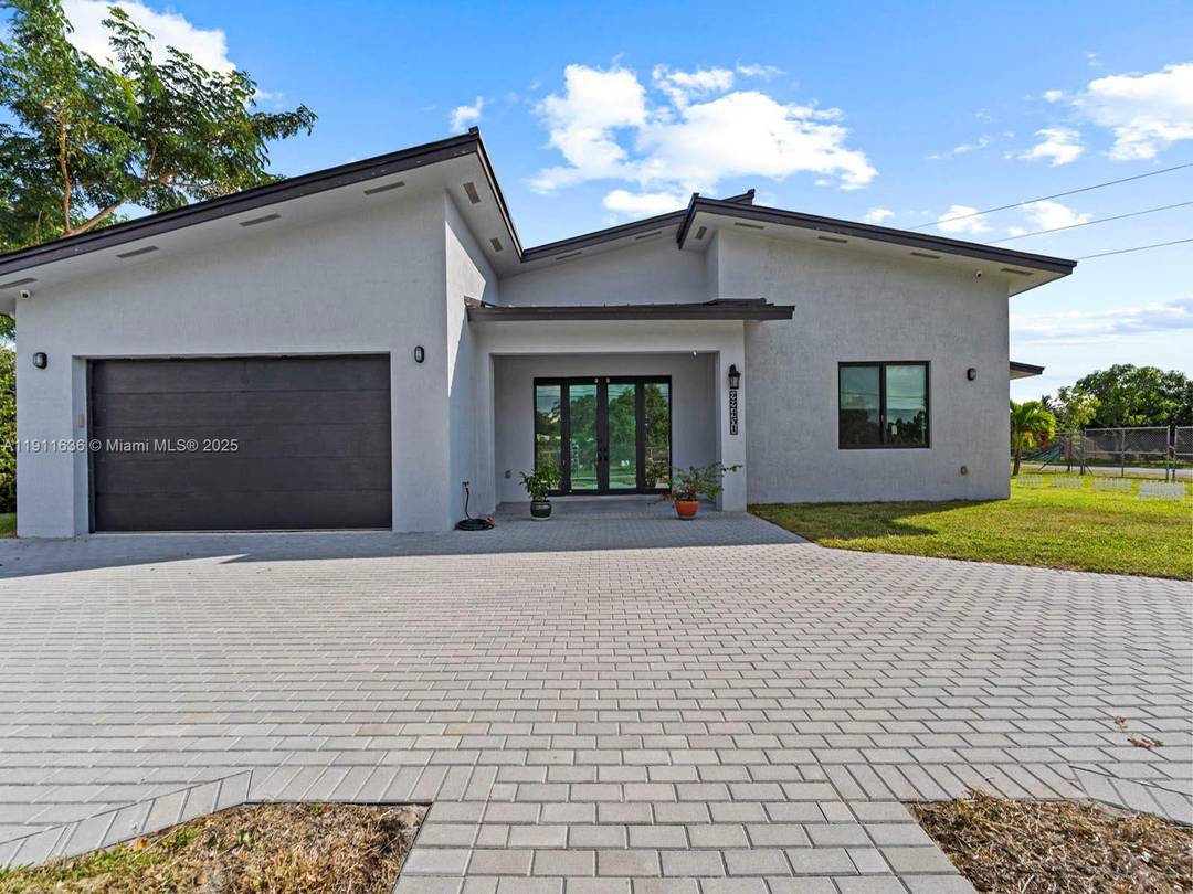 Elegant 4BD 4. 5BA modern home with 12 ceilings and waterproof vinyl flooring throughout.