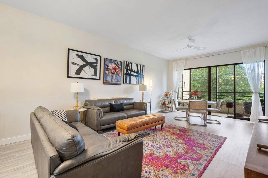 Discover the perfect blend of elegance and comfort in this beautifully designed and renovated 2 bedroom, 2 bathroom condo, located in the prestigious Boca Pointe community.