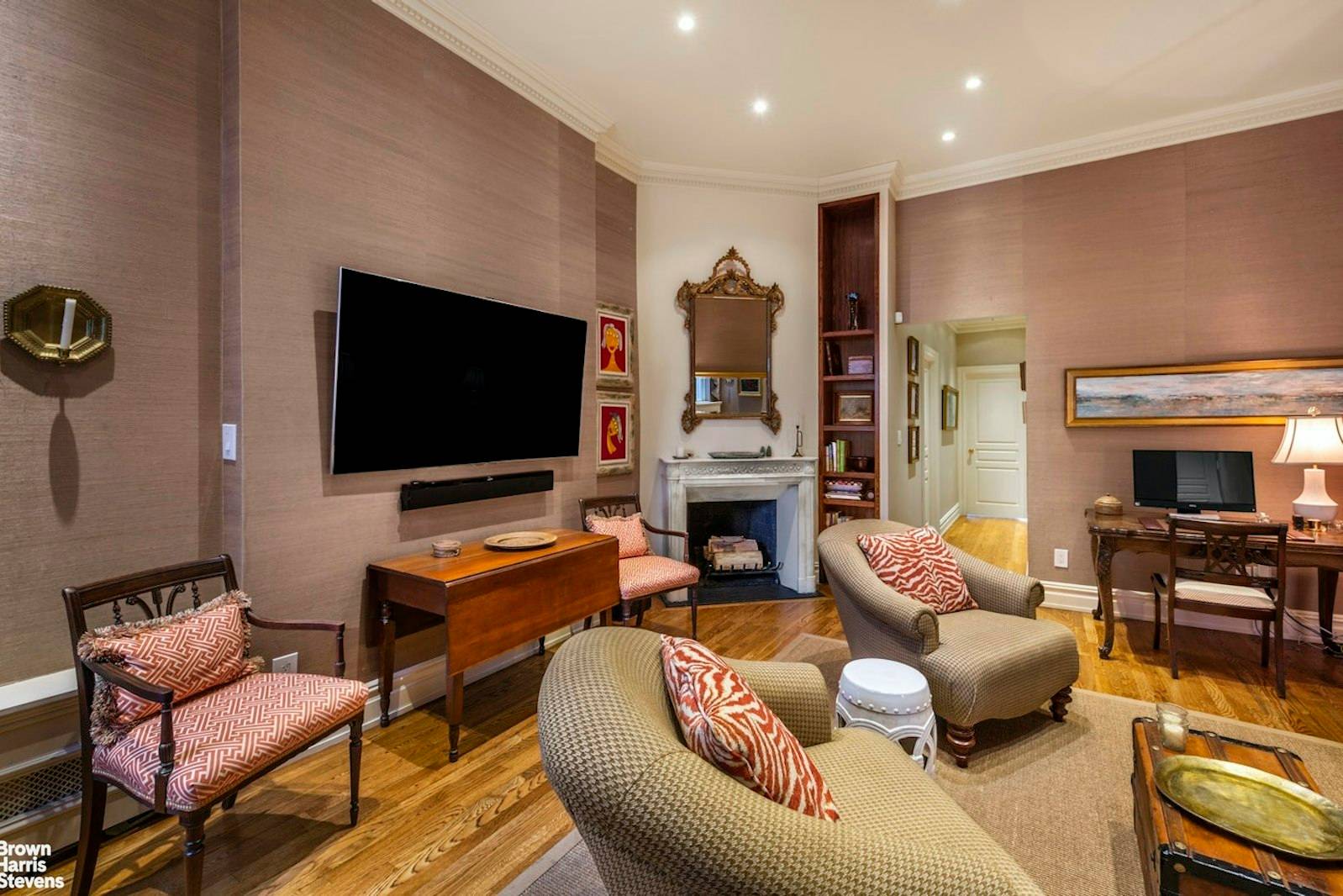 Arguably one of the nicest streets on the UWS, located on a tranquil, tree lined landmark block moments from the Museum of Natural History and Central Park, this duplex apartment ...
