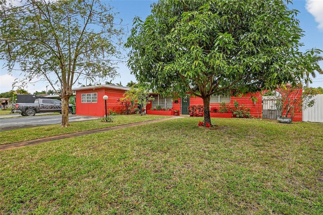 Welcome to 6861 SW 1st Court, Pembroke Pines, FL, a spacious 4 bedroom, 2 bath home with nearly 2, 700 sq ft of living space and a 3 year old ...