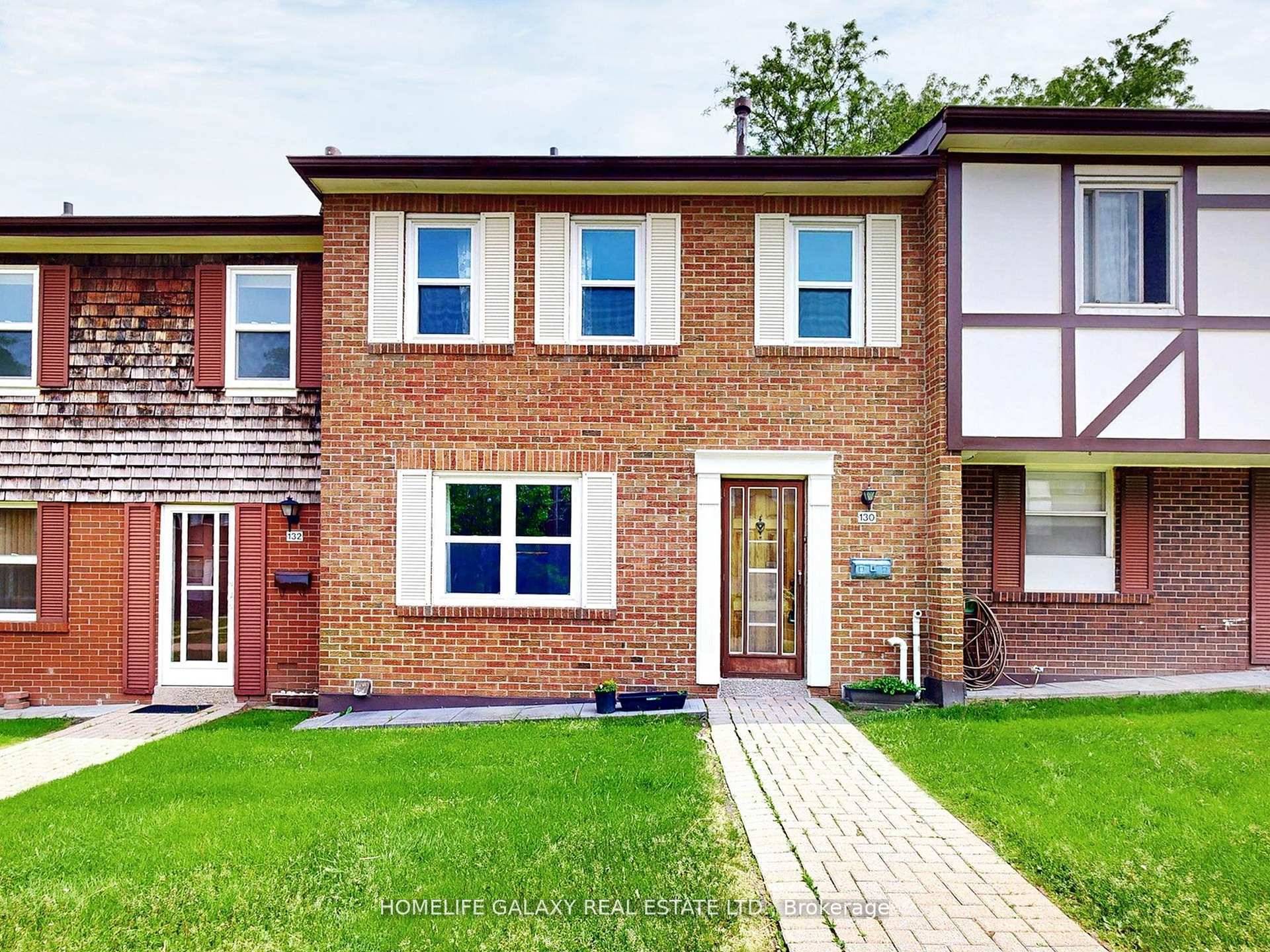 Look No Further ! Beautiful townhouse in the most desirable and quiet location of north Agincourt.