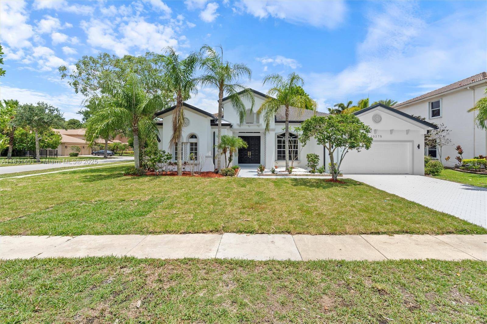 Beautifully designed 3 2 ''Corner LOT'' Single Family home located in desireable Countryside Estates.