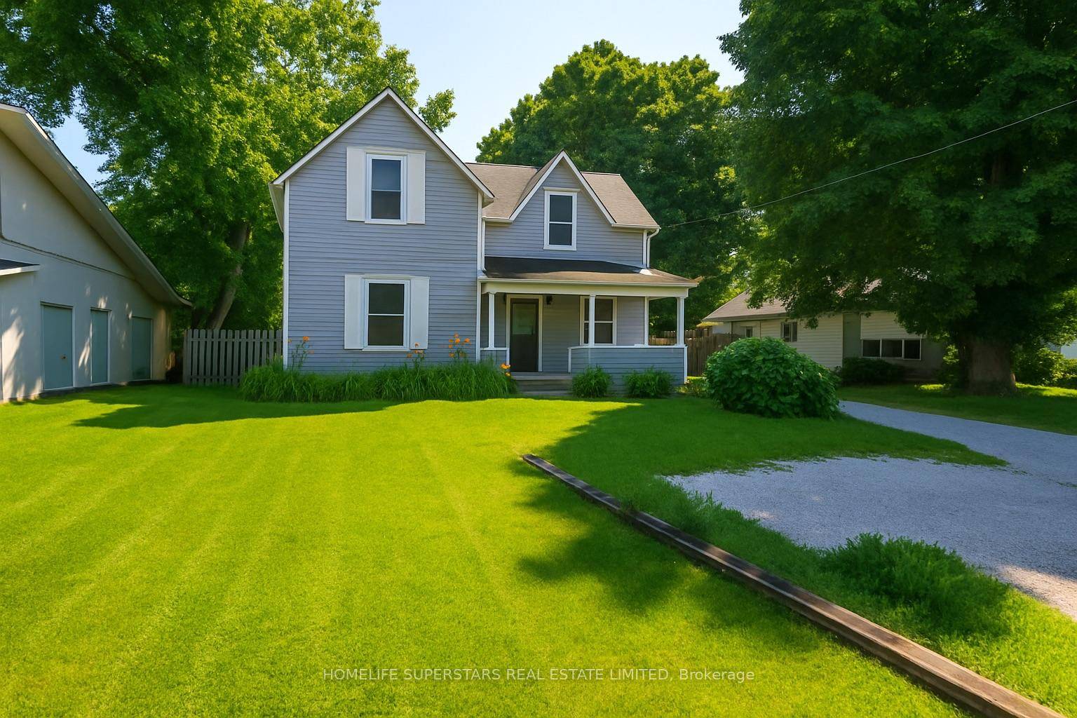 Opportunity awaits ! Perfect for investors, developers, first time buyers !