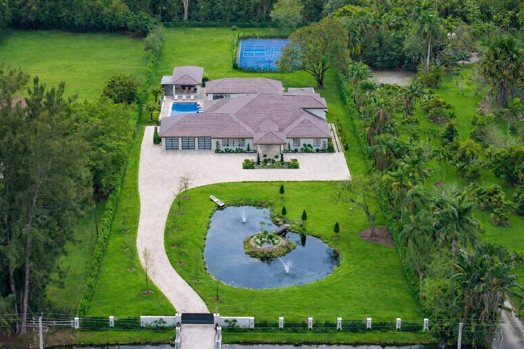 Located in prestigious Sunshine Ranches, this ultra luxury estate showcases elite finishes and exceptional attention to detail.