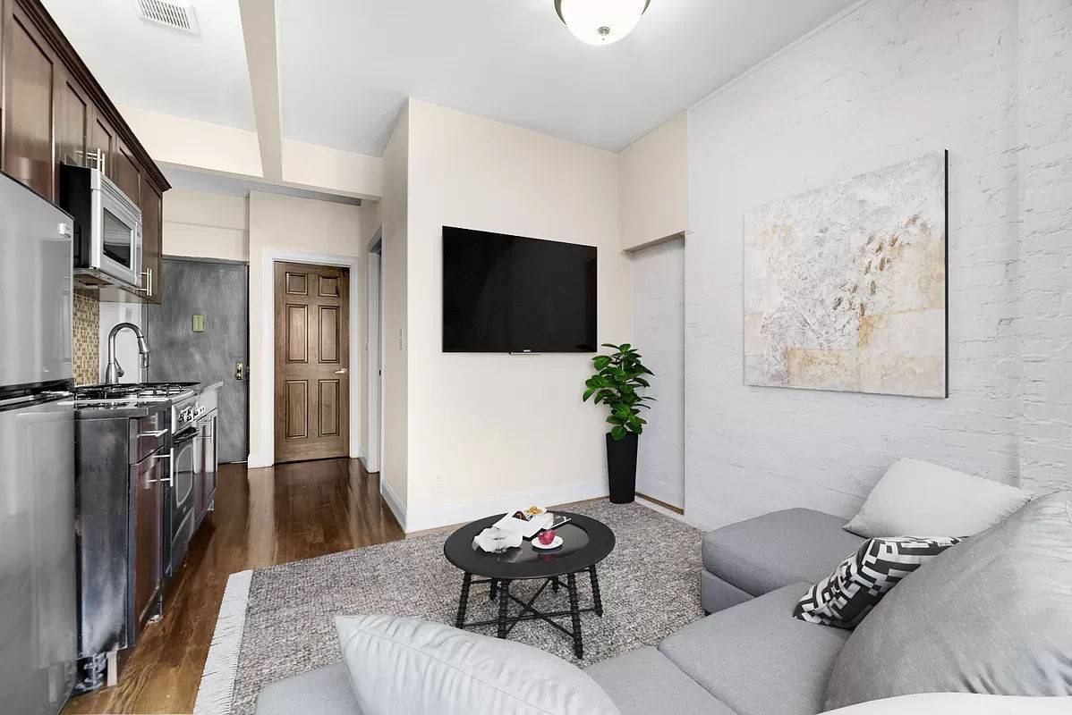 Welcome home to your beautifully renovated 2BR in the heart of the Lower East Side Ludlow Street between Houston and Stanton !