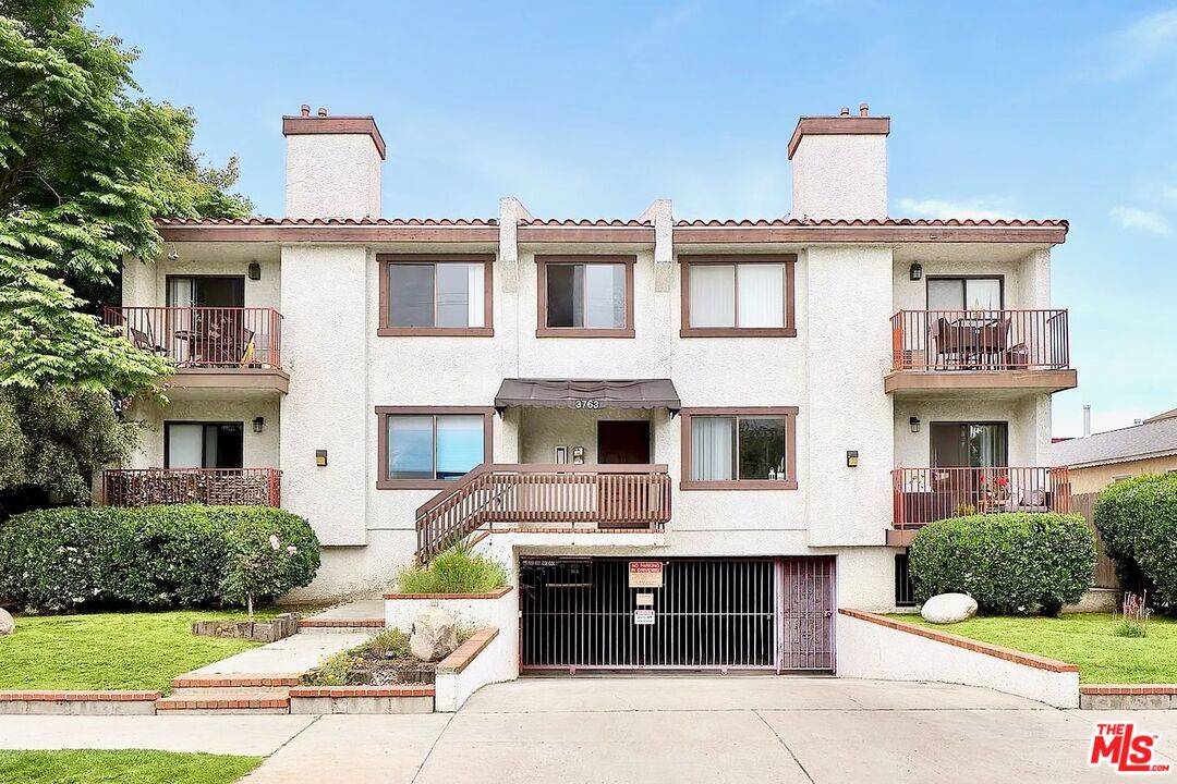 3763  S Bentley Ave 23BR La