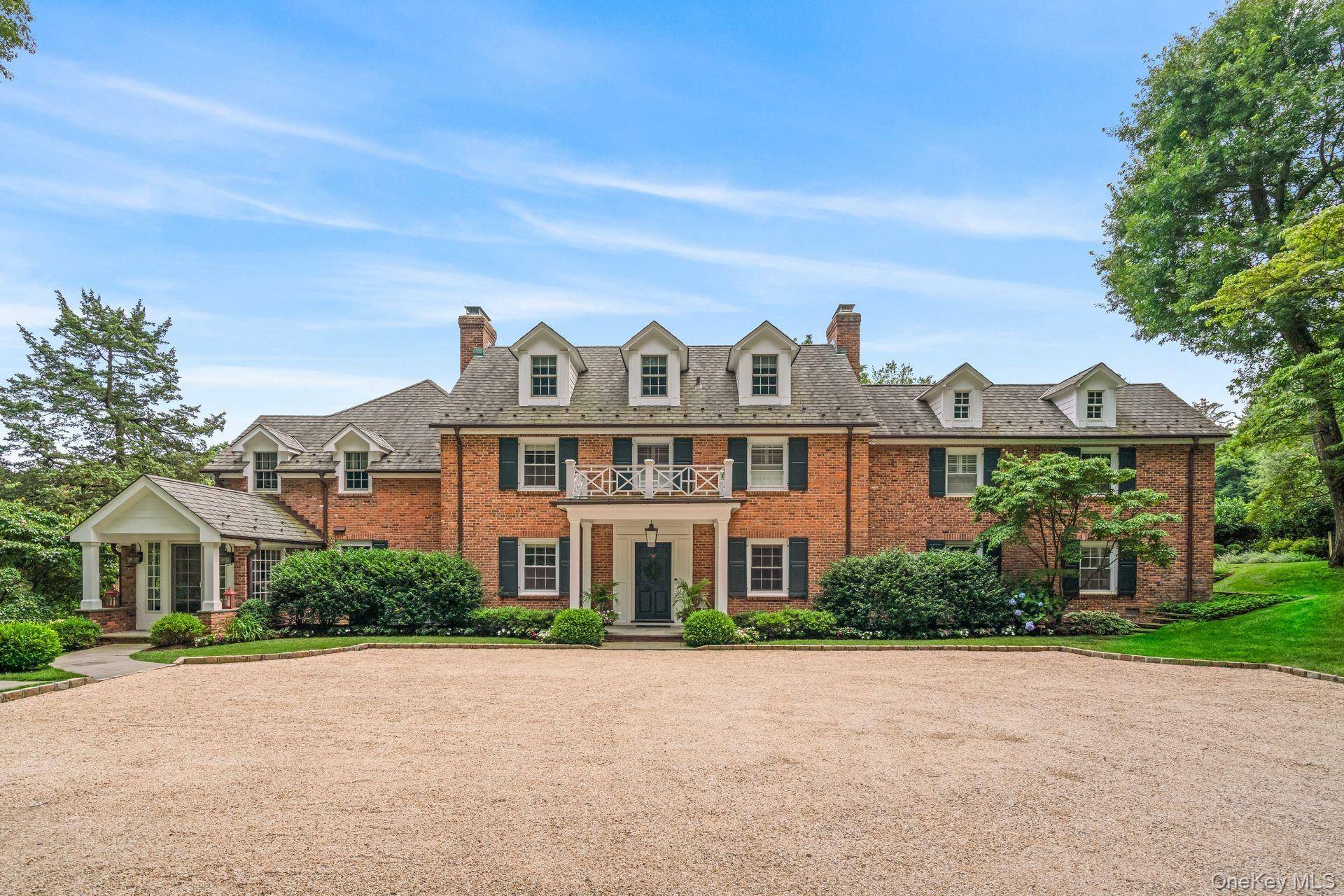 Set on over six acres of total privacy in the heart of Muttontown, White Oak Farm is a recently renovated 5 bedroom brick Colonial manor that perfectly blends timeless architecture ...