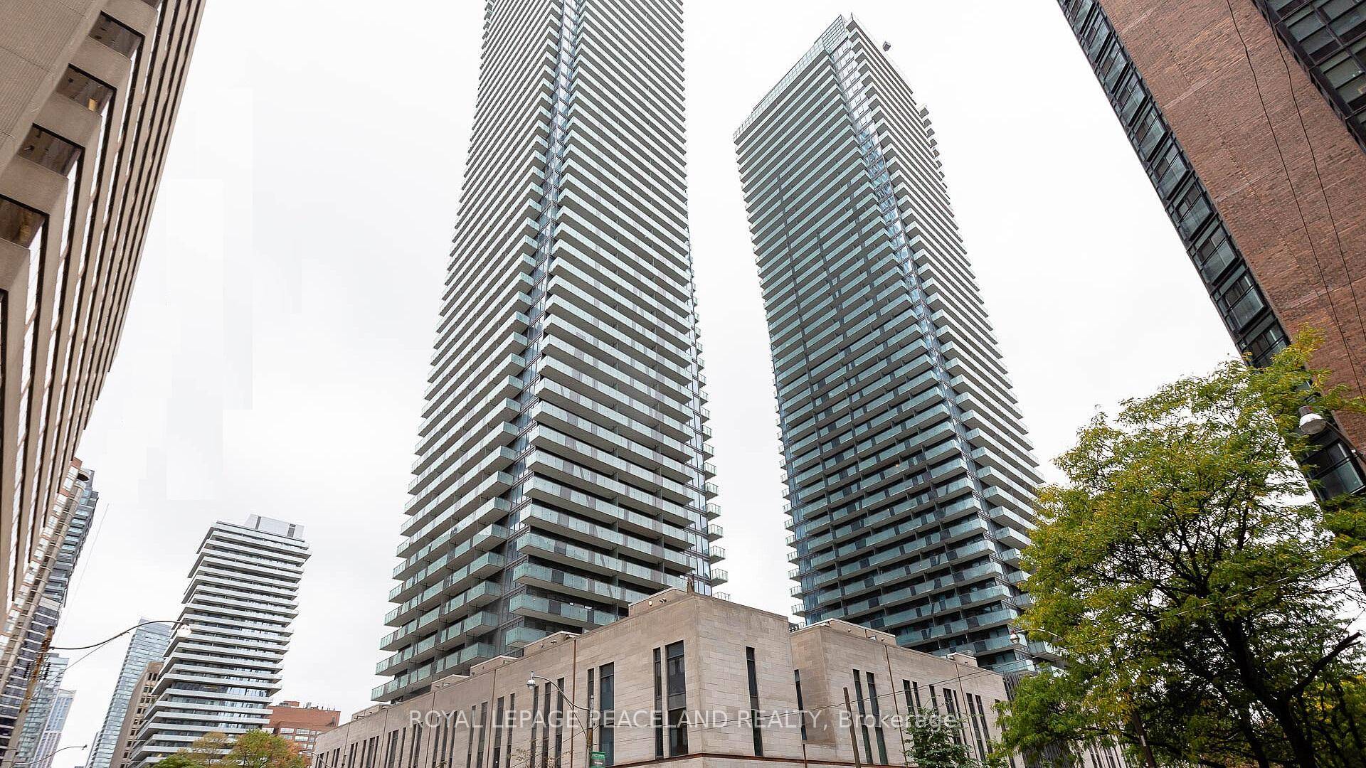 The Luxurious U Condo In The Core Of Downtown, Really functional 1 bedroom layout.