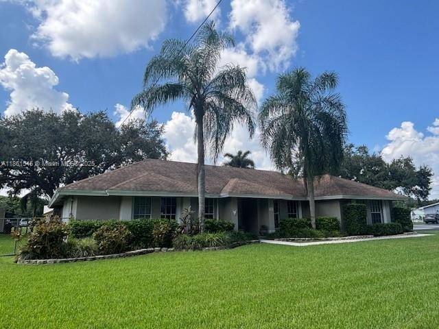 Don't miss the opportunity to own this move in ready home on a quiet street in the Redland with NO HOA !