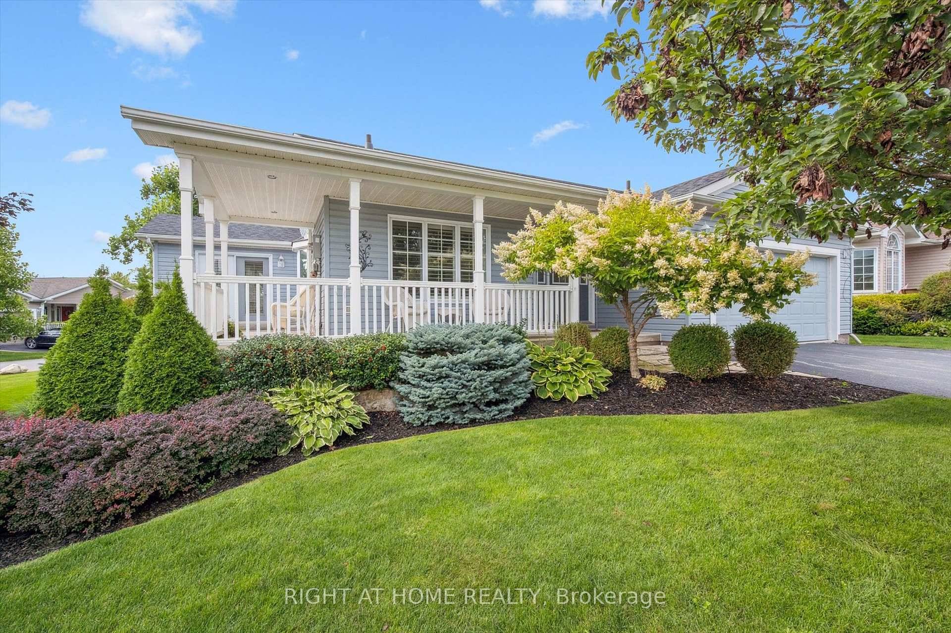 Spacious amp ; Meticulously Maintained Home In Highly Sought After Hamilton Community !