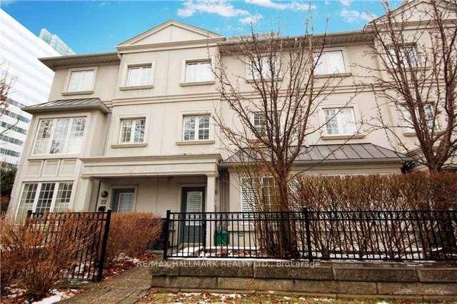Executive Luxurious Townhouse Rarely Offered, Beautiful 3 Bedroom Den Layout.