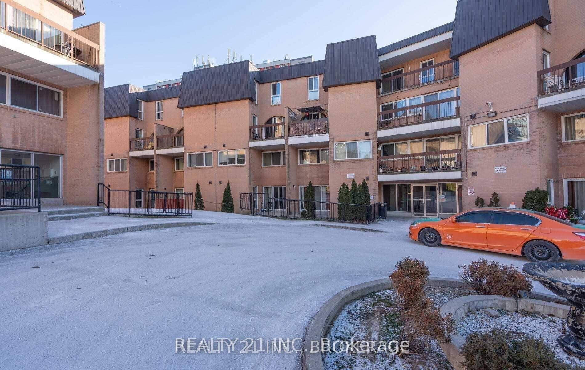 Location ! Location ! Great Investment Property Or Perfect For First Time Buyers.