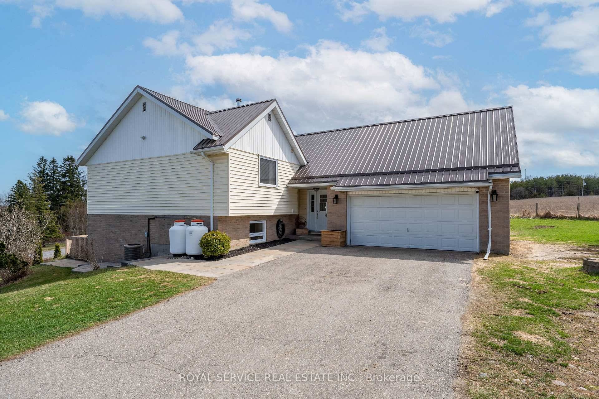 344 Richmond Street brings you all the privacy and enjoyment of country living, without compromising on the convenience of being close to everything within 5 minutes of Brighton, 2 minutes ...