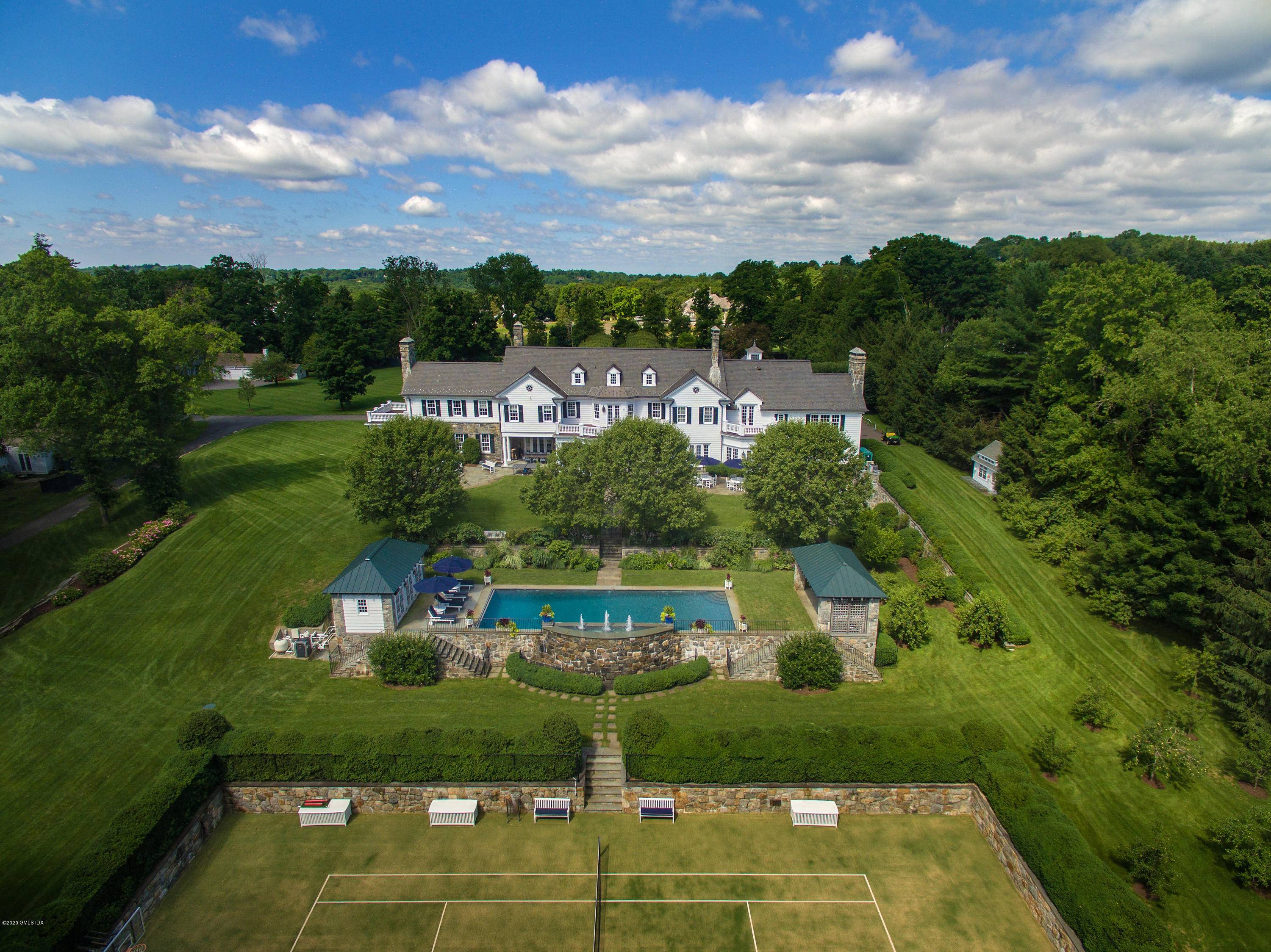 435 & 429 Round Hill Road single-family Greenwich