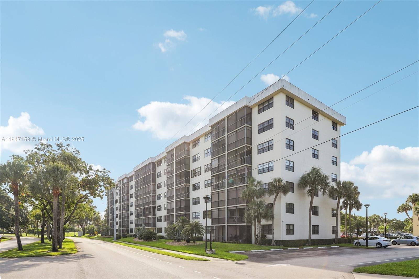 Welcome to Deer Creek Country Club Community in Deerfield Beach !