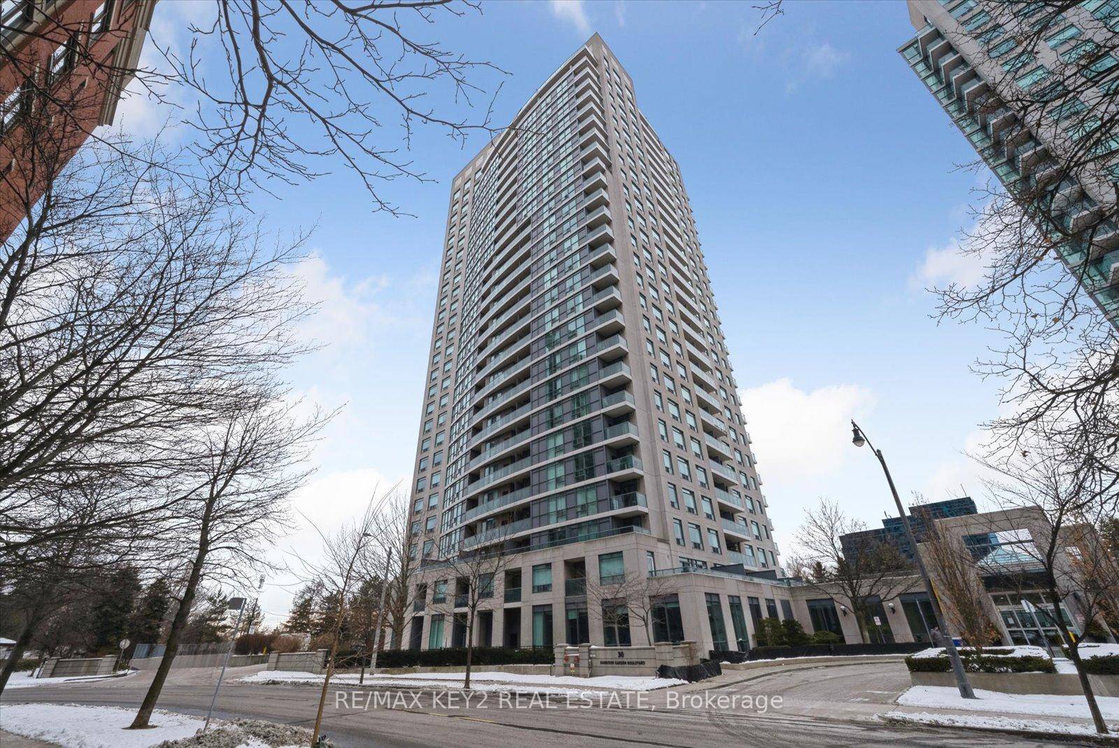 This stunning and spacious 2 bedroom, 2 bathroom condo located in the heart of Yonge amp ; Sheppard, offers the perfect blend of convenience and comfort.