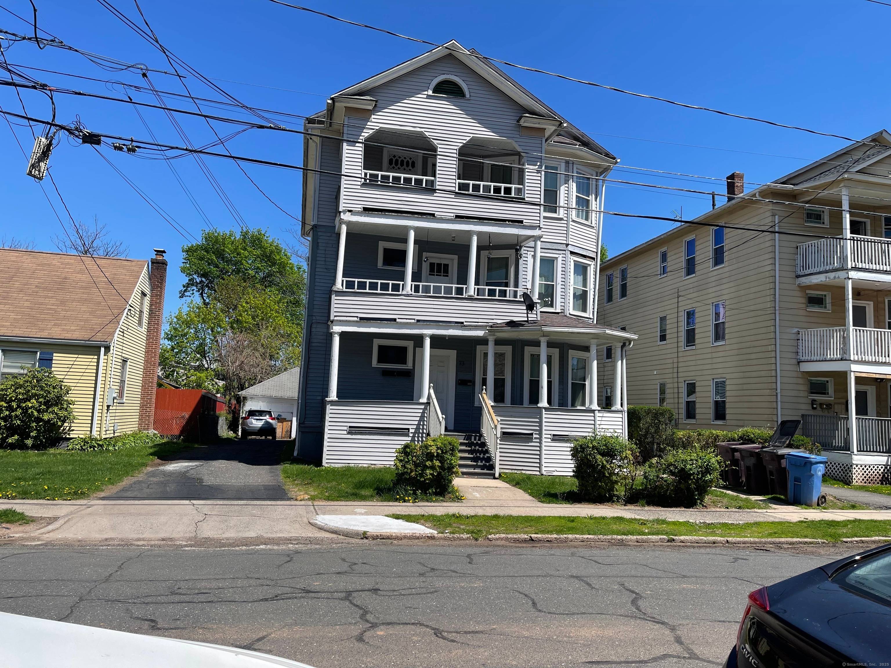 Investment opportunity ! This fully rented 3 family property is located just minutes to CCSU, Route 9, and public transportation.