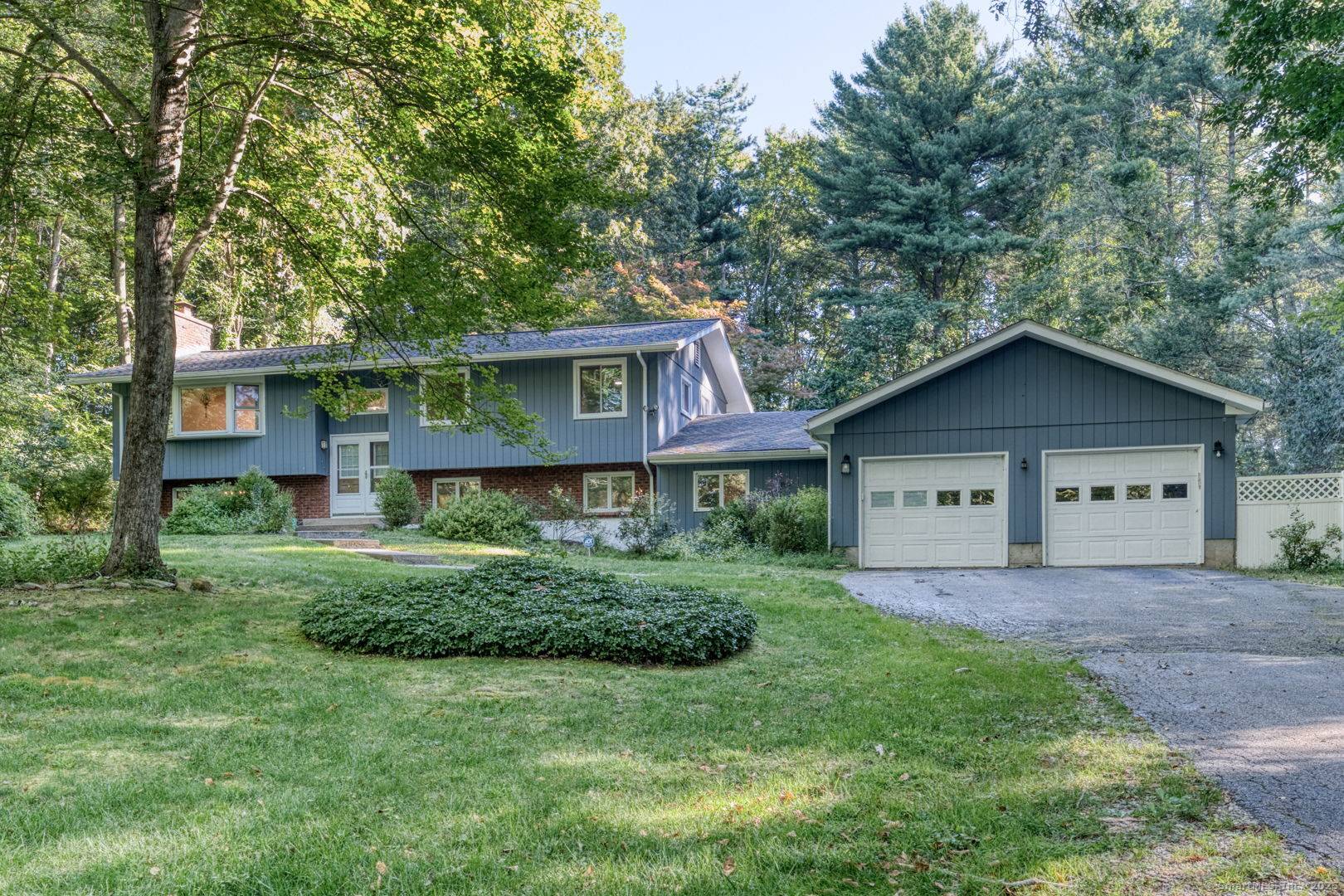 This spacious 5 bedroom, 3 bath home offers over 2, 200 sq.