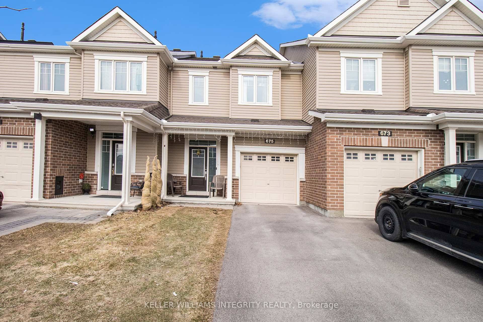 Executive 3 bed 2. 5 bath Townhome, located in a great location in Quinn's pointe, minutes from schools, parks and many other amenities.