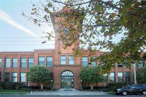 Welcome to historical Clocktower Close which was previously the home to the American Hat Company manufacturing silk ribbons and felt hats.