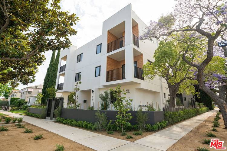 1433 S Crescent Heights Blvd 4BR Beverlywood La