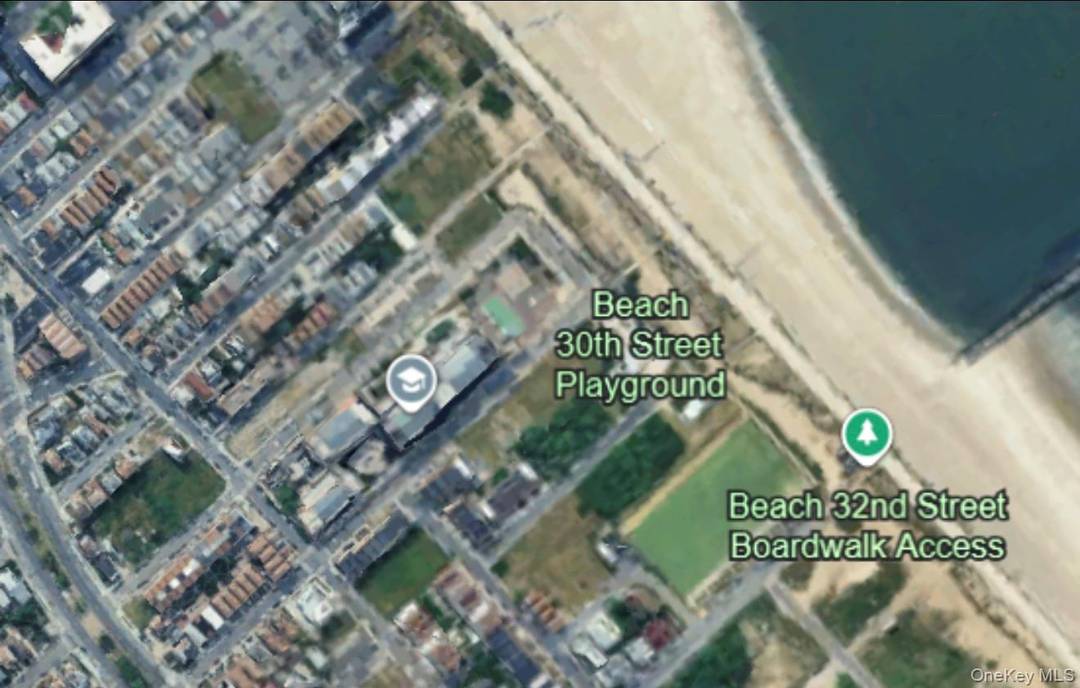 Two Family Home in the Heart of Far Rockaway Minutes from the Beach Exceptional opportunity to own a two family property in the heart of Far Rockaway, just minutes from ...