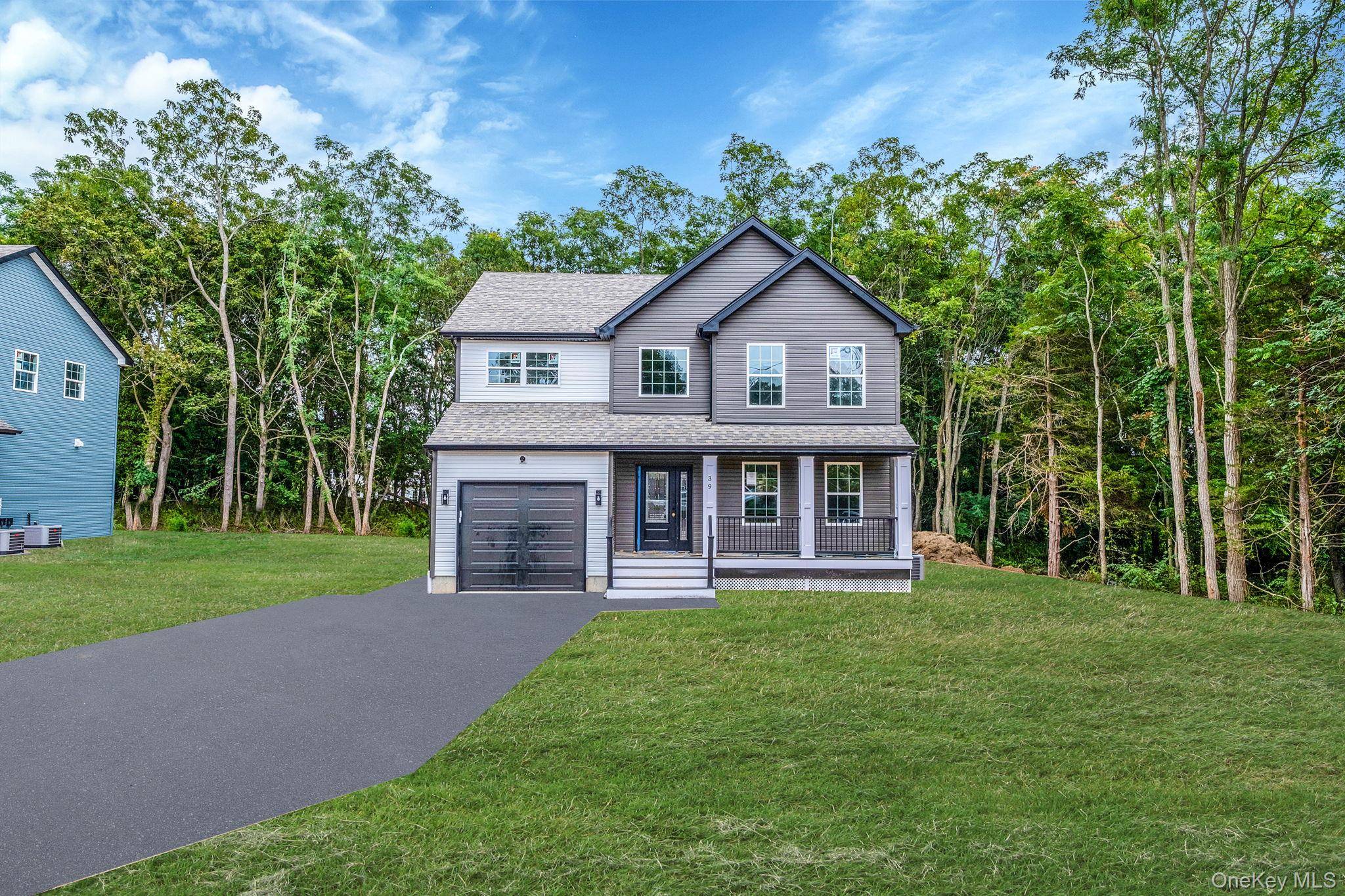 Welcome to 39 Lakeview Drive !