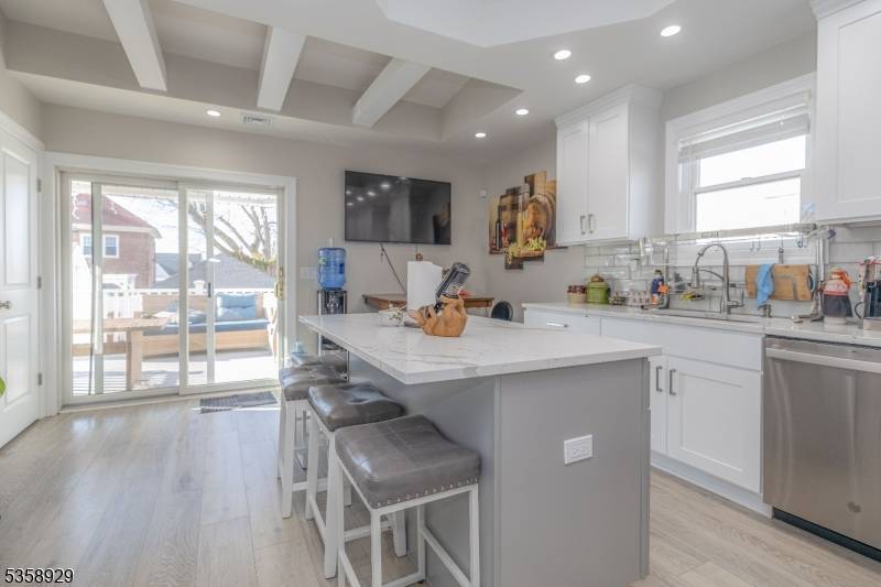 COME SEE THIS FABULOUS RESIDENCE WITH 3 HUGE BEDROOMS, 3 FULL BATHROOMS, FINISHED BASEMENT WITH A WALK OUT DOOR, VINYL FENCED BACKYARD.