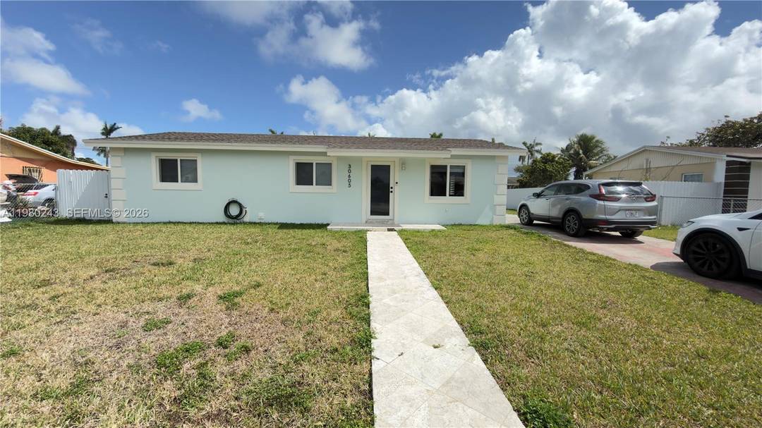Beautiful one story single family home located in the growing city of Homestead, Florida.