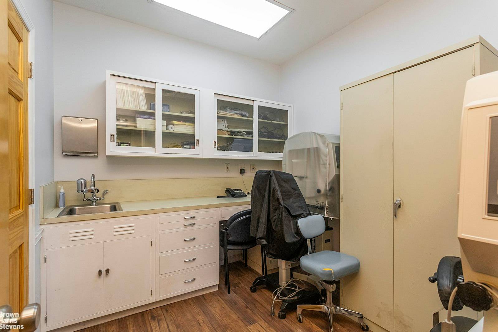 On the medical office Street of dreams, Fifth Avenue, directly across from Central Park is a well priced fully functional office, perfect for a multitude of specialties.