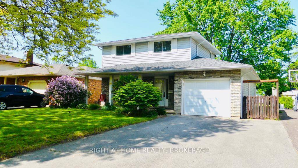 Beautifully upgraded and move in ready, this detached home in the highly desirable Lakeport neighborhoodsits on a generous 50x105 lot.