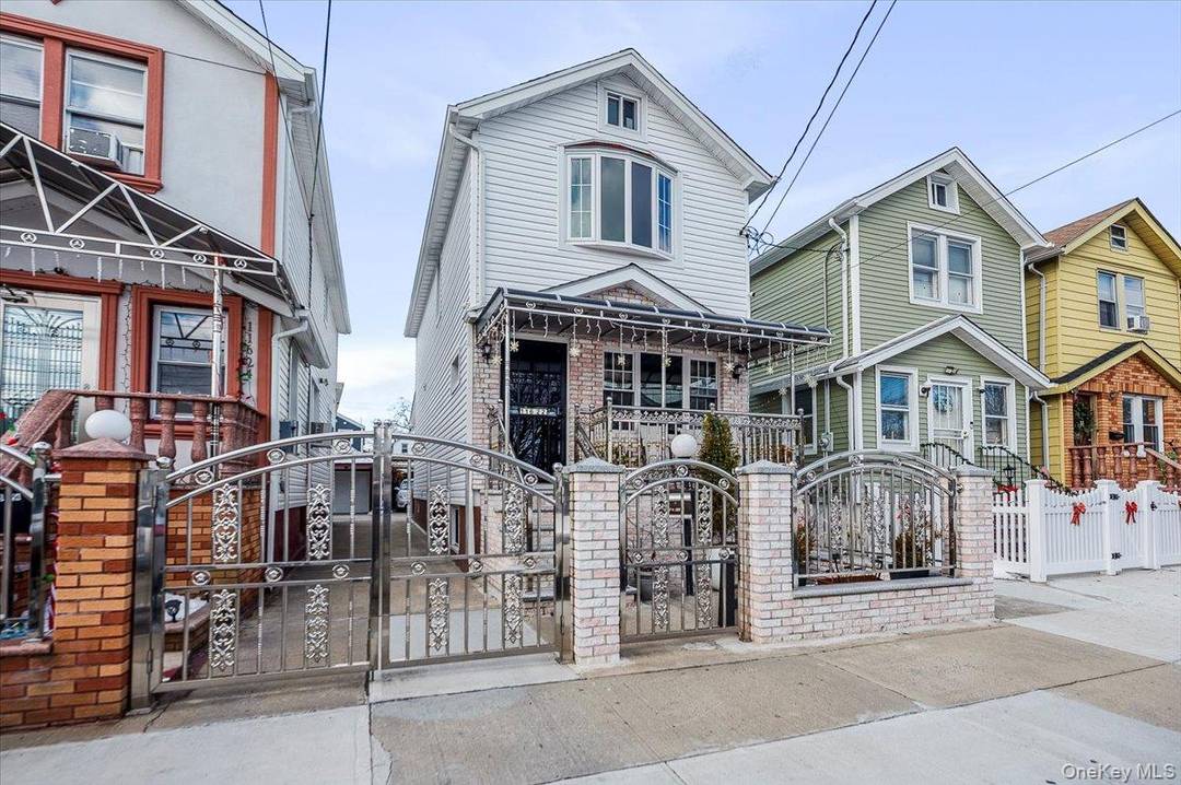 Welcome to this fully renovated and spacious detached single family colonial home in South Ozone Park, Queens.