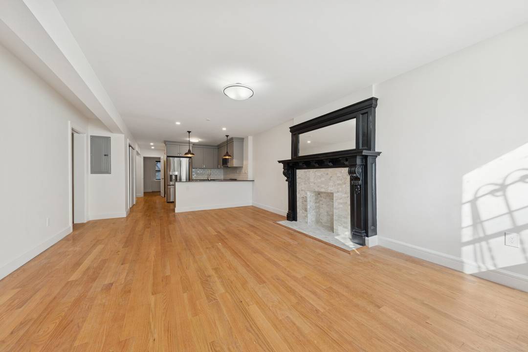 Expansive Convertible 2 Bedroom Duplex with Backyard Patio on Historic Convent Avenue This newly renovated garden duplex offers exceptional space along with one full bath and two half baths, lots ...