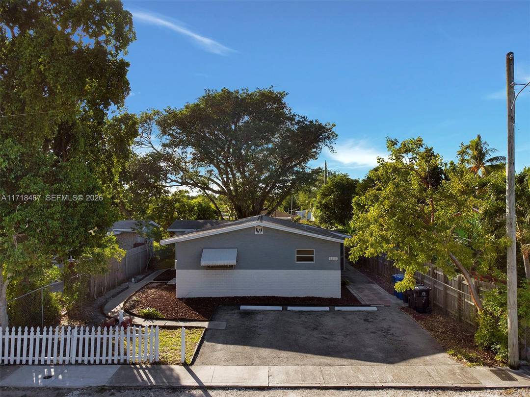 4. 88 ROI ! Incredible investment opportunity just steps from Wilton Manors one of South Florida s most desirable and rapidly growing rental markets.