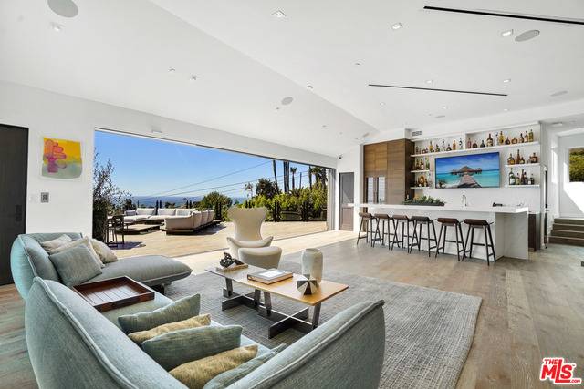 31555   Pacific Coast Hwy Malibu LA