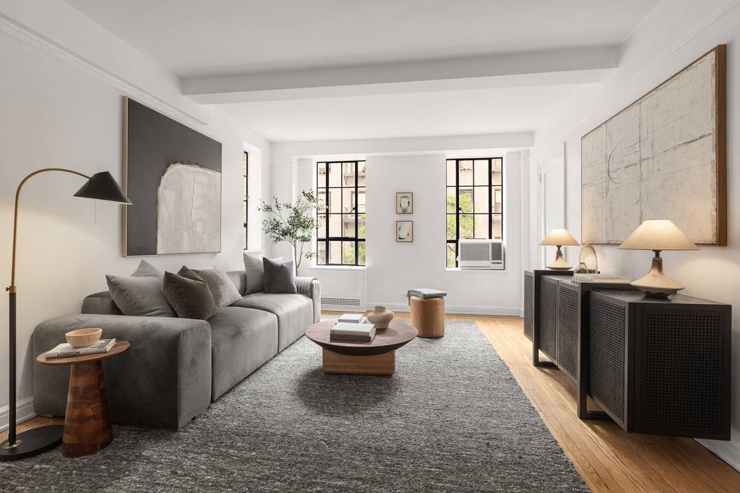 Perfect as a primary residence, pied à terre, or investment, Apartment 3K at the iconic Parc Vendome Condominium seamlessly blends classic pre war charm with thoughtful modern updates.