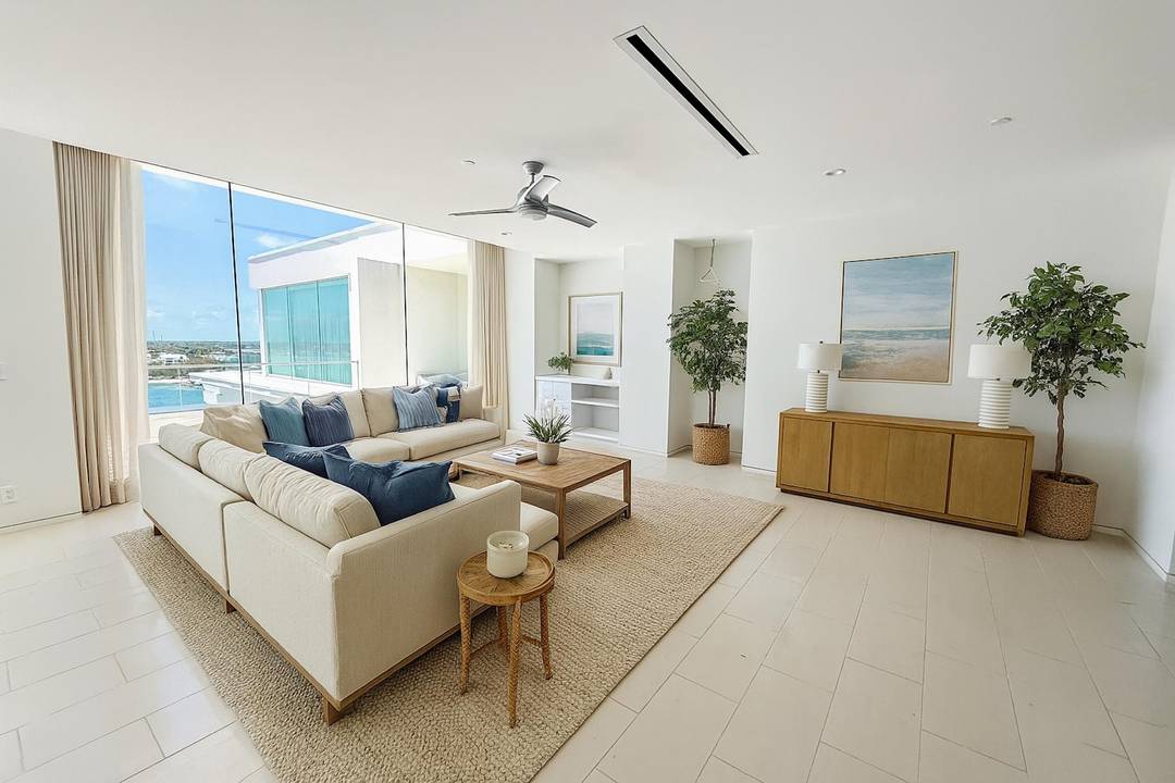 ONE OCEAN Condo New-Providence