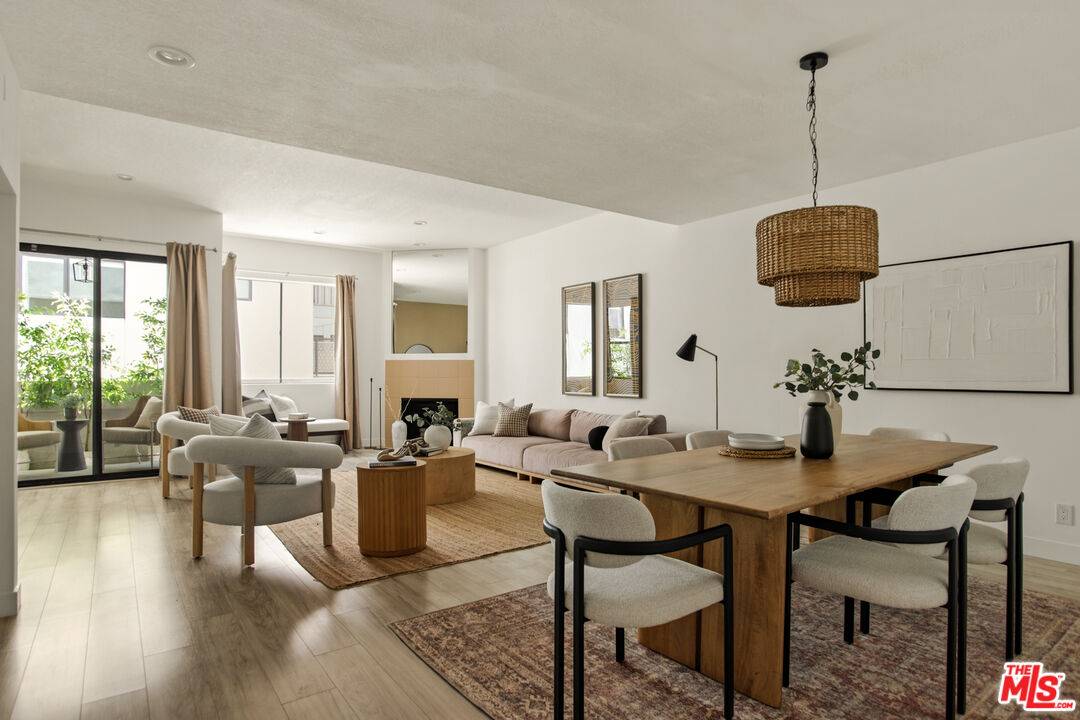 839 Larrabee St 2BR Sunset Strip La